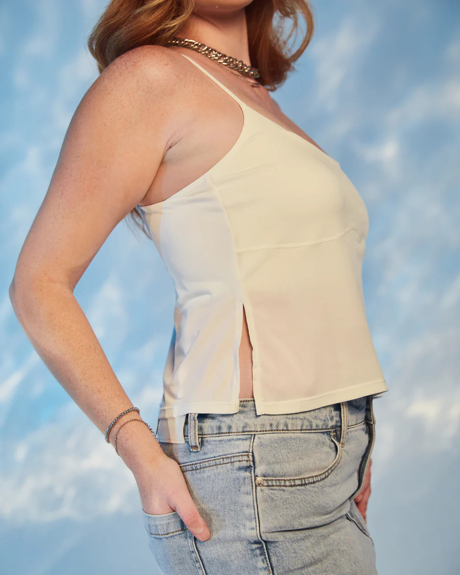 Split Hem Brami (Mid-Length) | Klassy