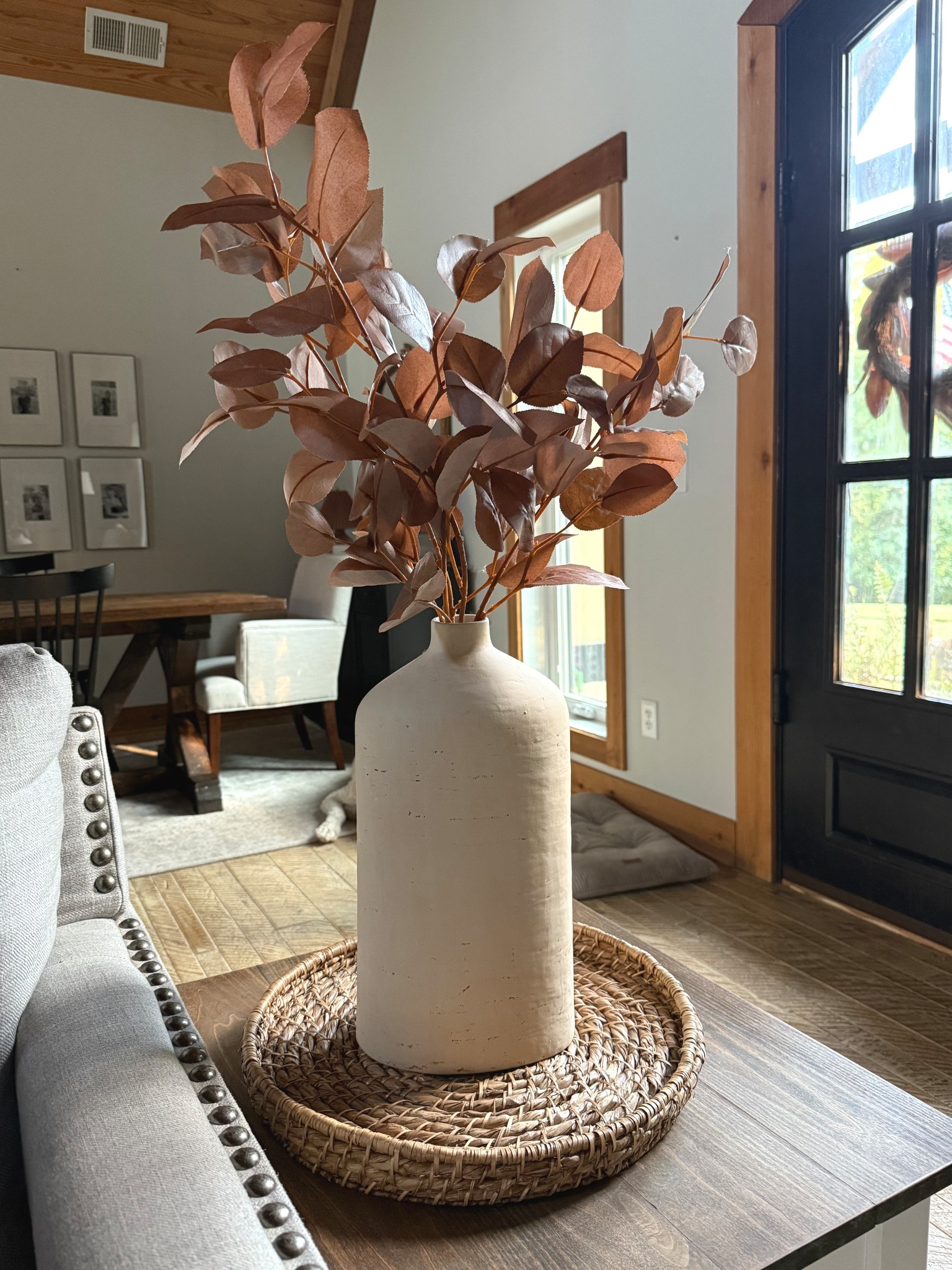 Fall Stems 

Fall home
Fall home decor
Fall stems 


#LTKHome #LTKFindsUnder50 #LTKSeasonal