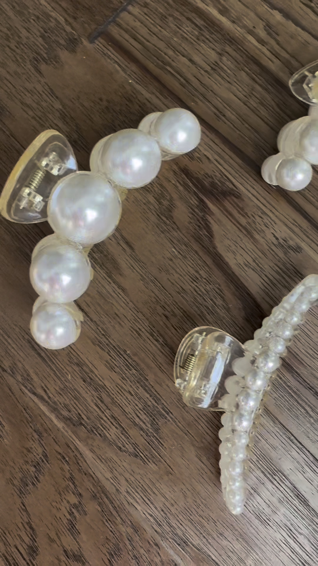 4 pack of pearl hair clips - perfect for dressing up everyday outfits or accessorizing for Holiday parties 

4 different sized clips and different sized pearls allows for a variety of hair styles with these clips - feel very sturdy and keep even my short hair in place 




#ltkparties #ltksalealert #ltkover40 #ltkstyletip hair accessories / hair clip / holiday style / holiday outfits 

#LTKFindsUnder50 #LTKBeauty #LTKHoliday