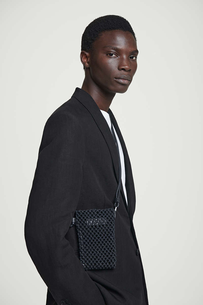 WOVEN CROSSBODY POUCH | COS (US)