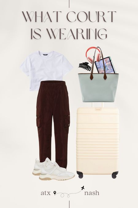 Wearing this exact fit for my Nash to Puerto Rico flight and for todays flight wearing these pieces in black on black!!
Bag is from zara and is a Canva tote that I added CS to  