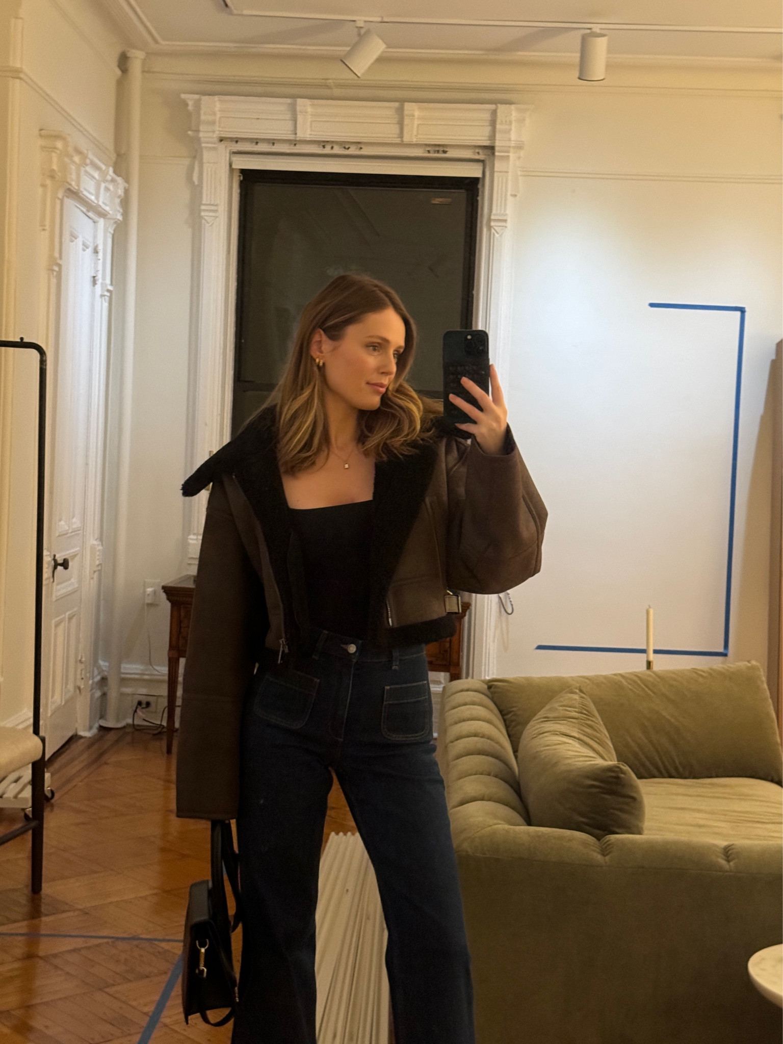 Friday night outfit wearing my new fav jeans and all time fav bodysuit! 