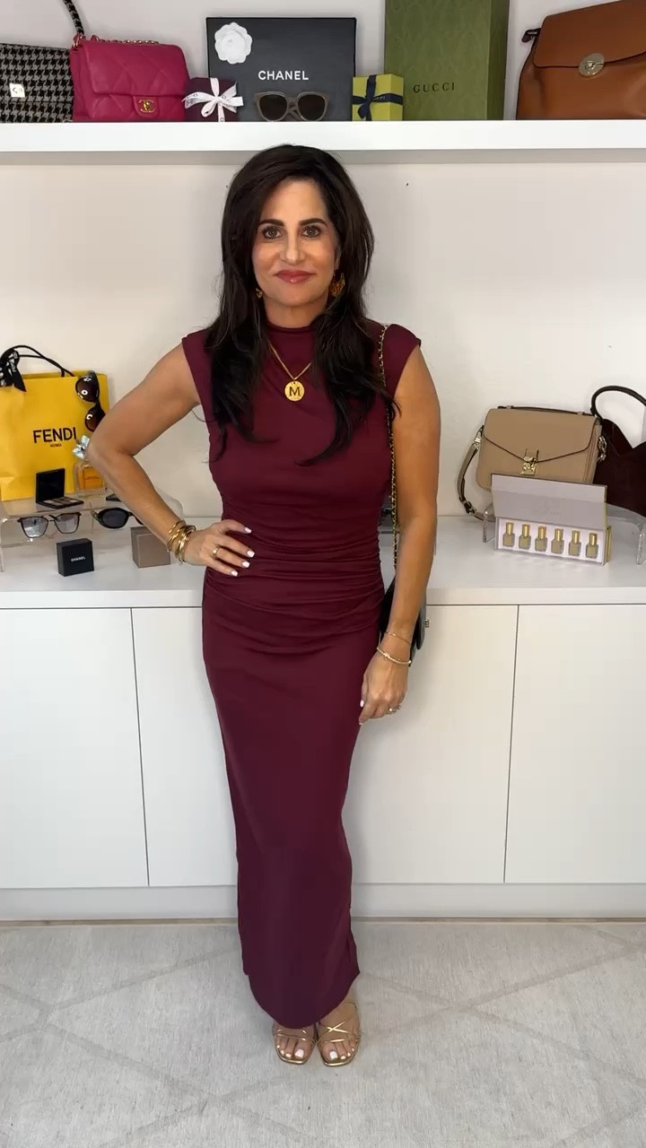 Wearing a sm. This dress is so flattering!

#LTKStyleTip #LTKVideo #LTKOver40