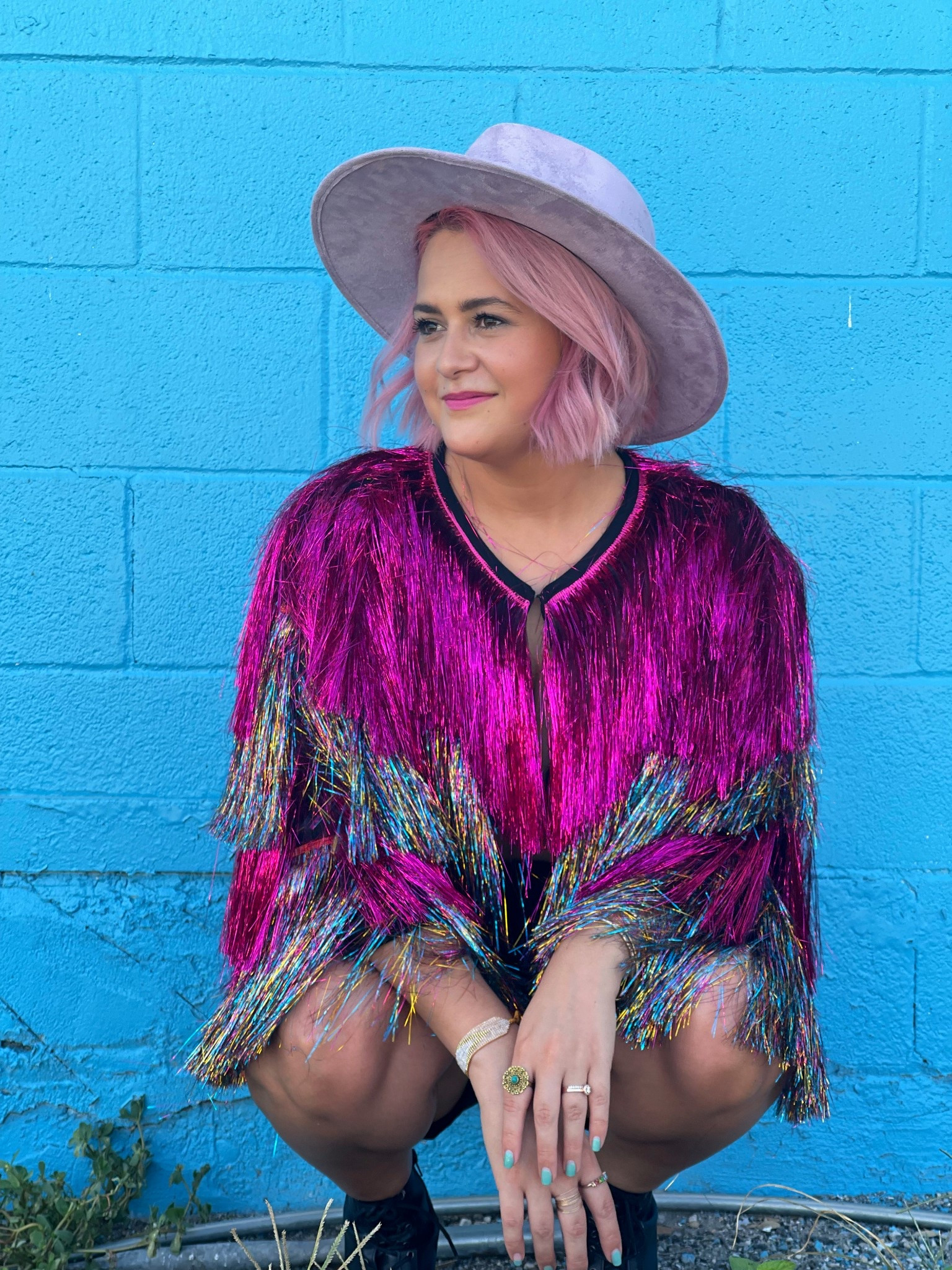 A moment for the fringe tinsel jacket of my dreams! ✨ 

#LTKMidsize #LTKFindsUnder100 #LTKStyleTip