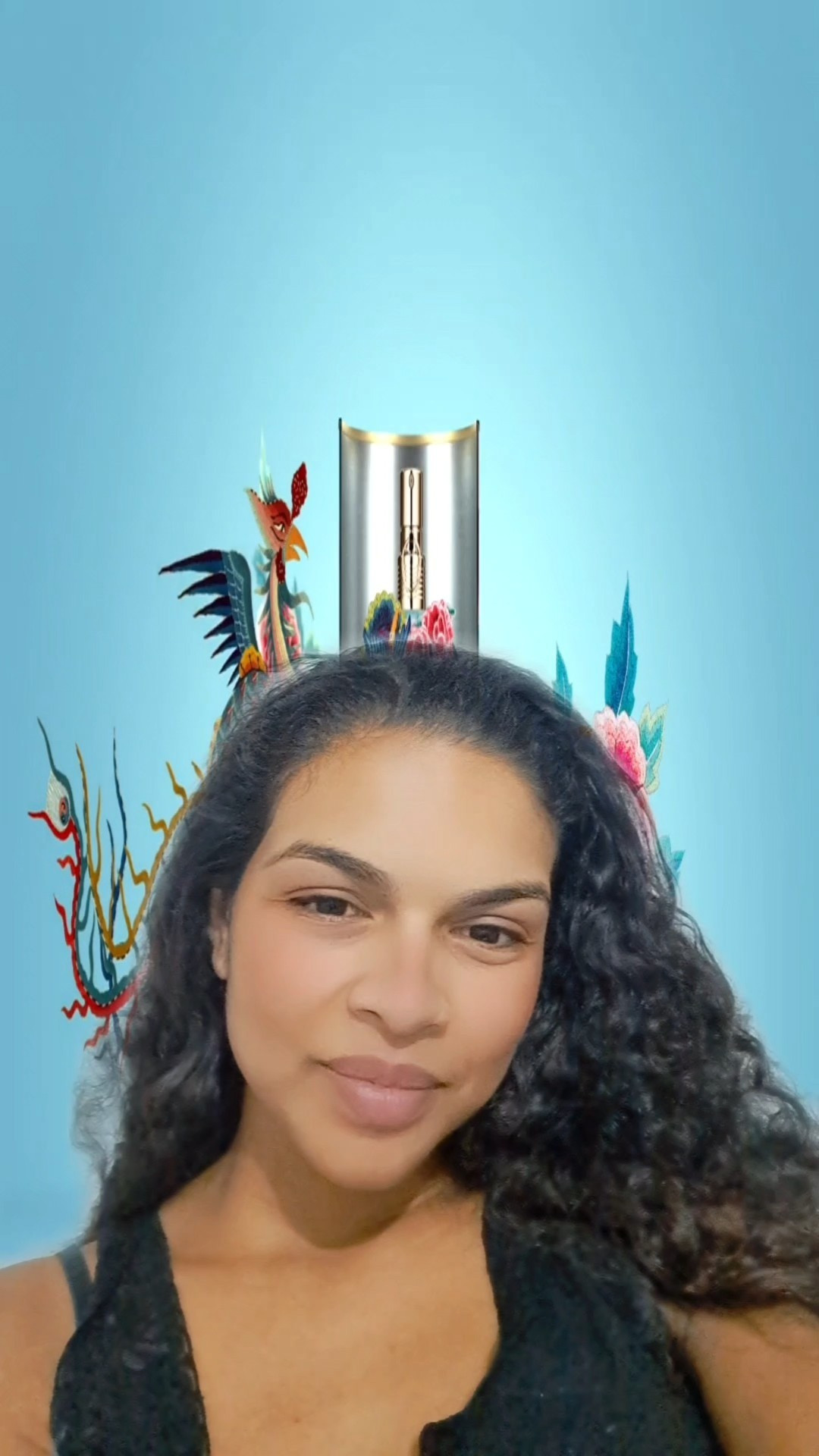 Vamos falar sobre esse perfume? Não estava preparada para gravar rsrsrs.La Belle Paradise Garden de Jean Paul Gaultier foi lançado em 2024 como releitura do Fleur Terrible. Floram Gourmand Intenso e muitooo sensual, deixa o rastro por onde passa, pois sua fixação é projeção e perfeita,  otimo para usar no outono - inverno. A nota de topo é Lótus azul. A nota de coração é Íris. A nota de fundo é BaunilhaE vamos a um segredinho? Esse perfume é afrodisíaco 🤭🤫 Sou apaixonada nele 💕🥰

#LTKbrasil #LTKbeauty #LTKsale