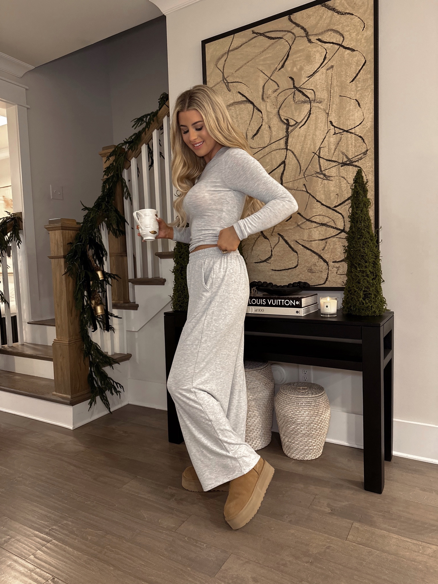 Abercrombie cozy set on sale! Medium in both! 

#LTKCyberWeek #LTKHoliday #LTKGiftGuide