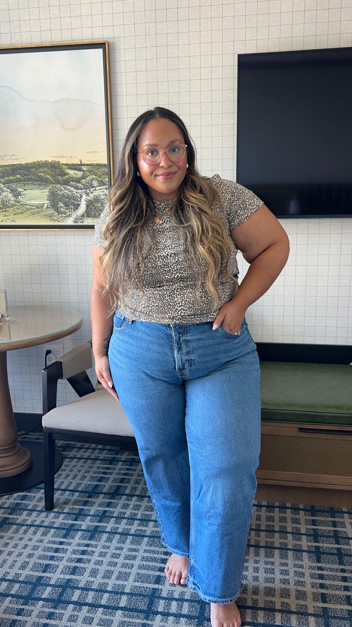 New Fall Denim with AE! 🍁 These @americaneagle jeans are so good for fall, and I will be wearing them on repeat! Paired with the cutest leopard baby tee for the ultimate trendy fall look!👏🏽
16 Short in both jeans 
XXL in the tee 

Comment “AE” and I will dm you outfit details! #AEPartner 

#LTKFindsUnder100 #LTKPlusSize #LTKPetite