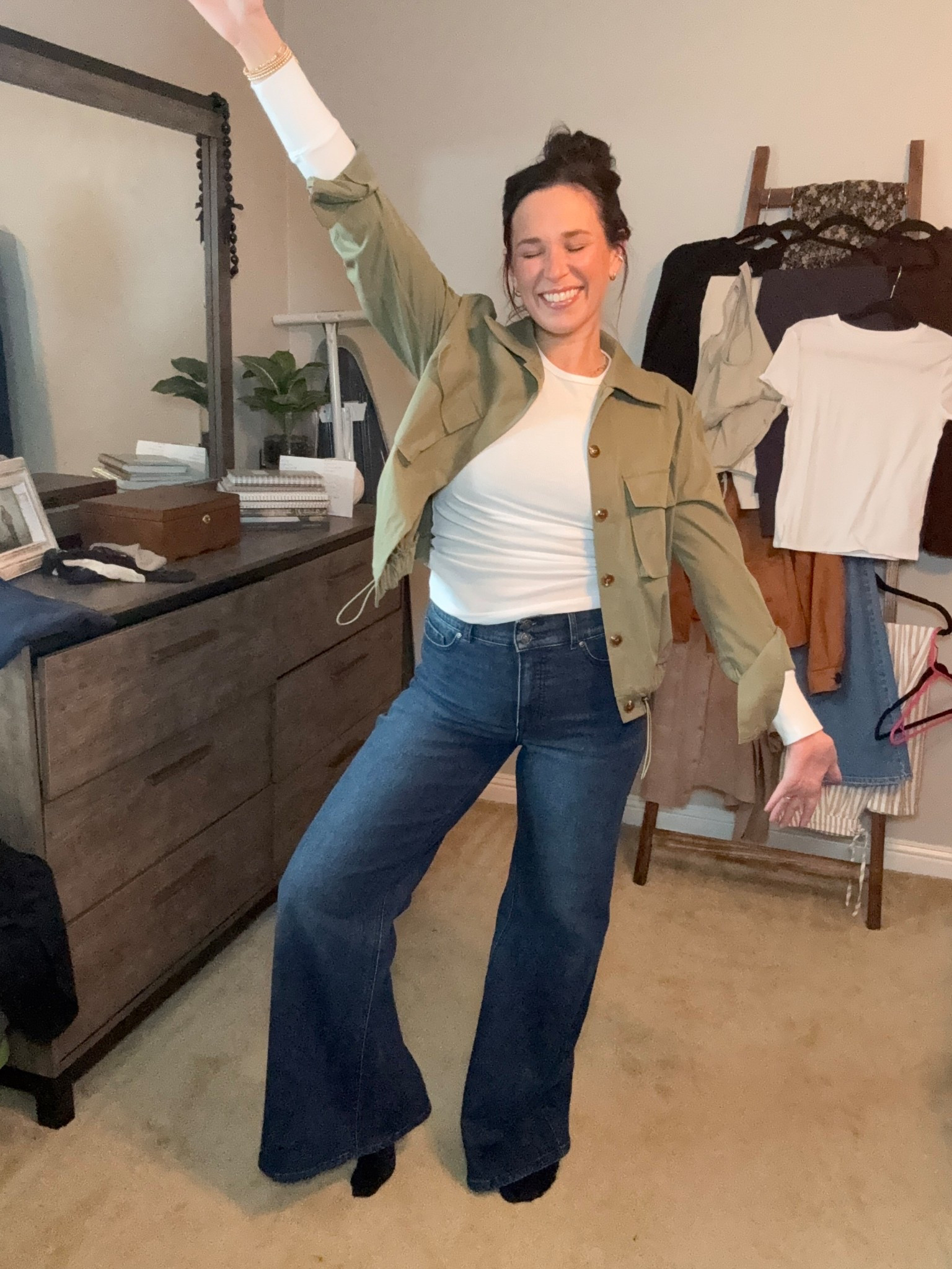 Easy peasy lemon squeezy outfit with the most affordable FLATTERING JEANS 💁🏻‍♀️

#LTKGiftGuide #LTKCyberWeek #LTKHoliday