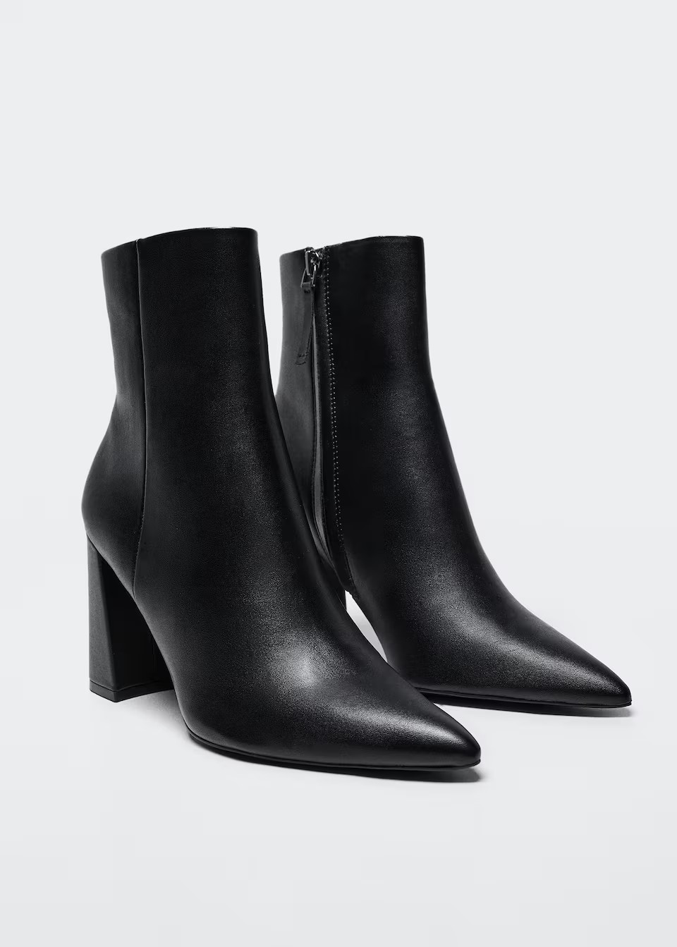 Ankle boots with block heel -  Women | Mango United Kingdom | MANGO (UK)