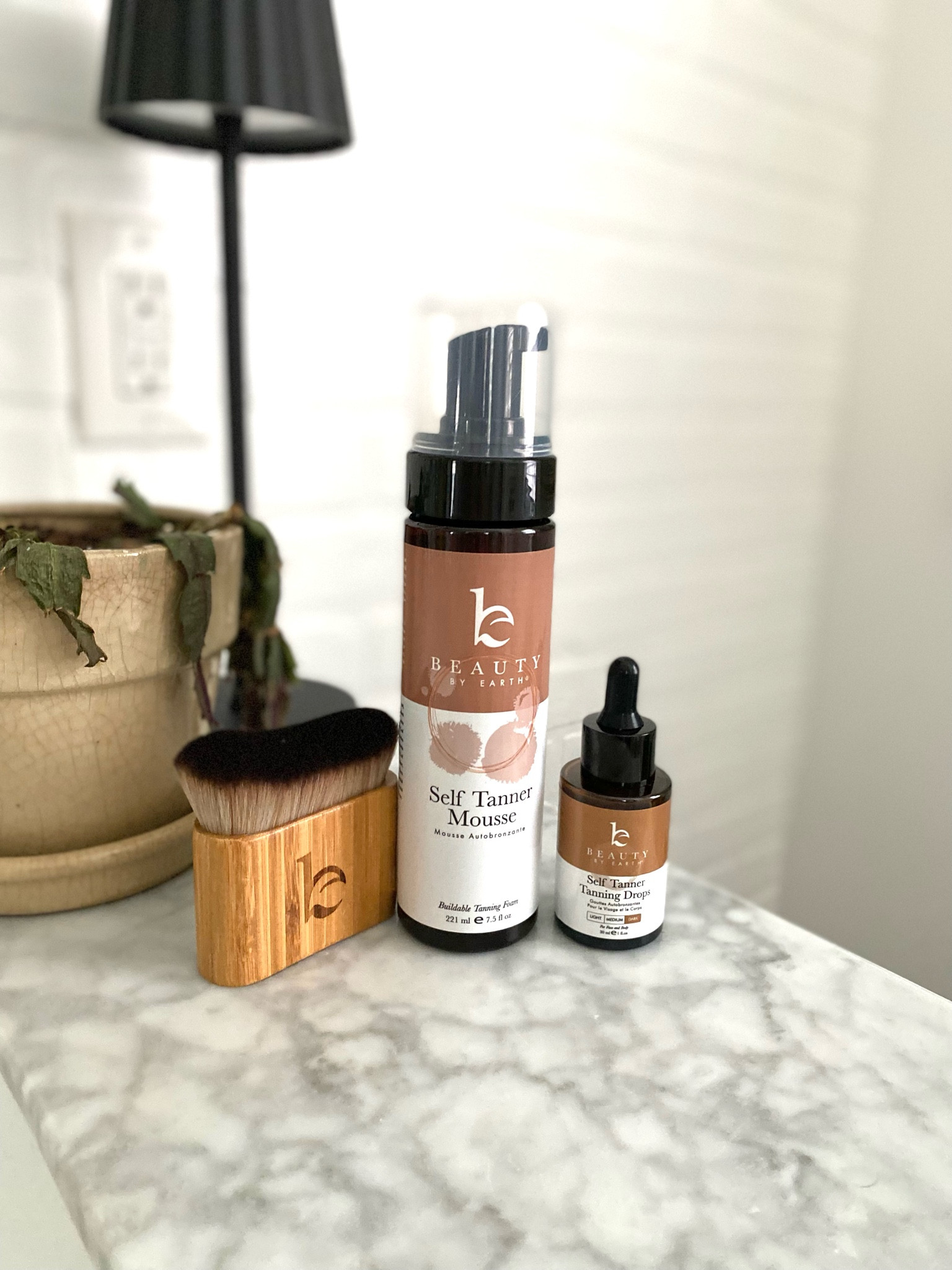 Non toxic self tanner, tanning drops 
Brush applicator 
Amazon
Beauty by earth
Clean ingredients 

#LTKunder50 #LTKbeauty #LTKFind