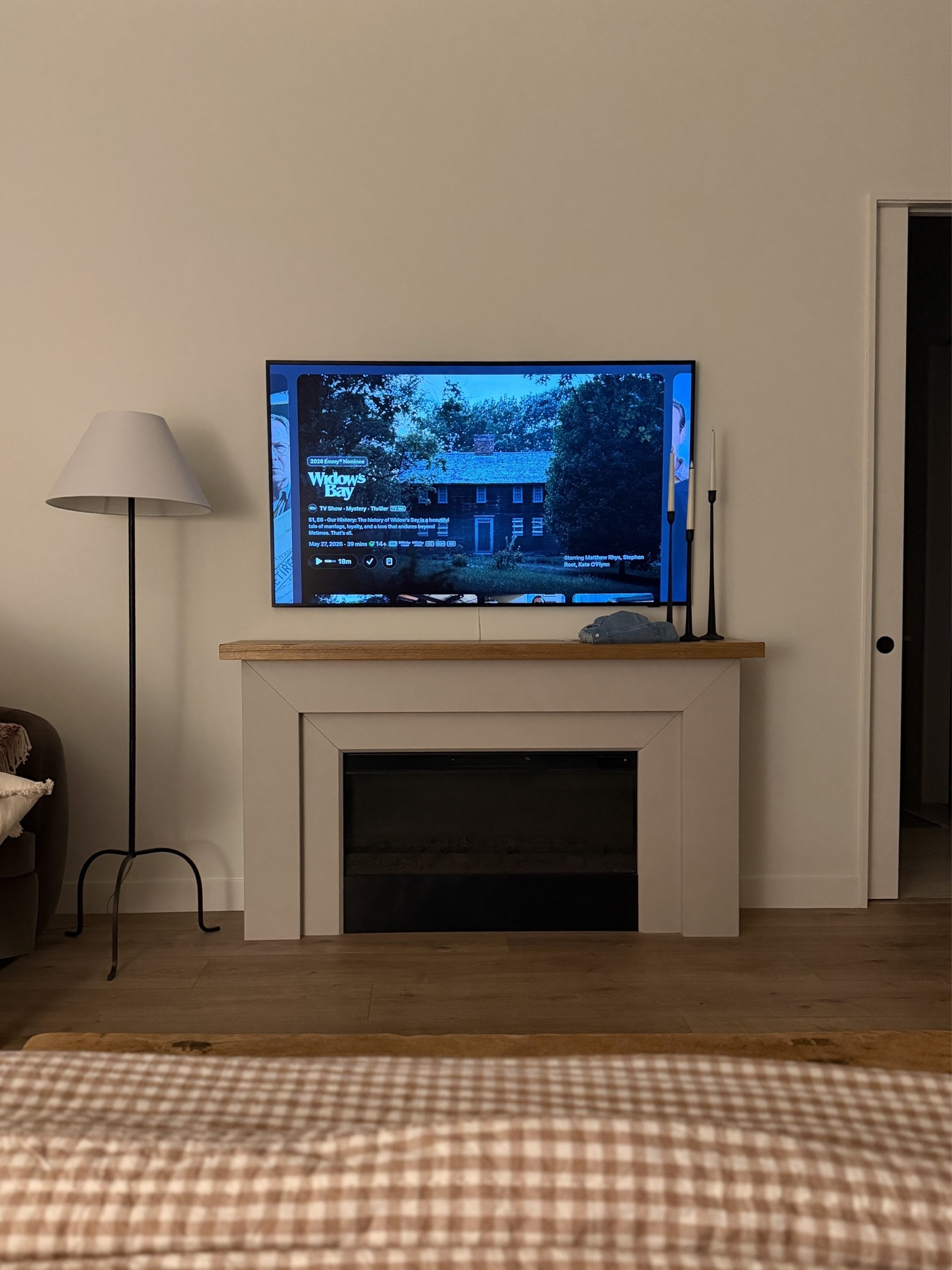 Love our cozy fireplace!

#LTKHome