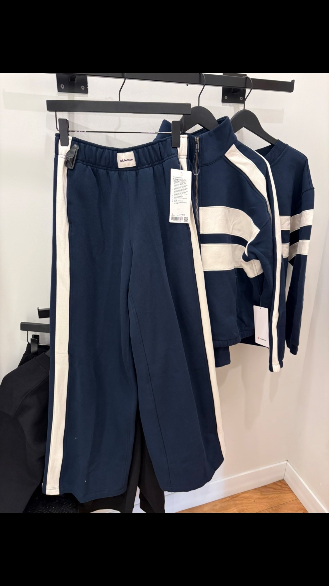 lululemon stripe set 

#LTKSeasonal #LTKootd #LTKActive