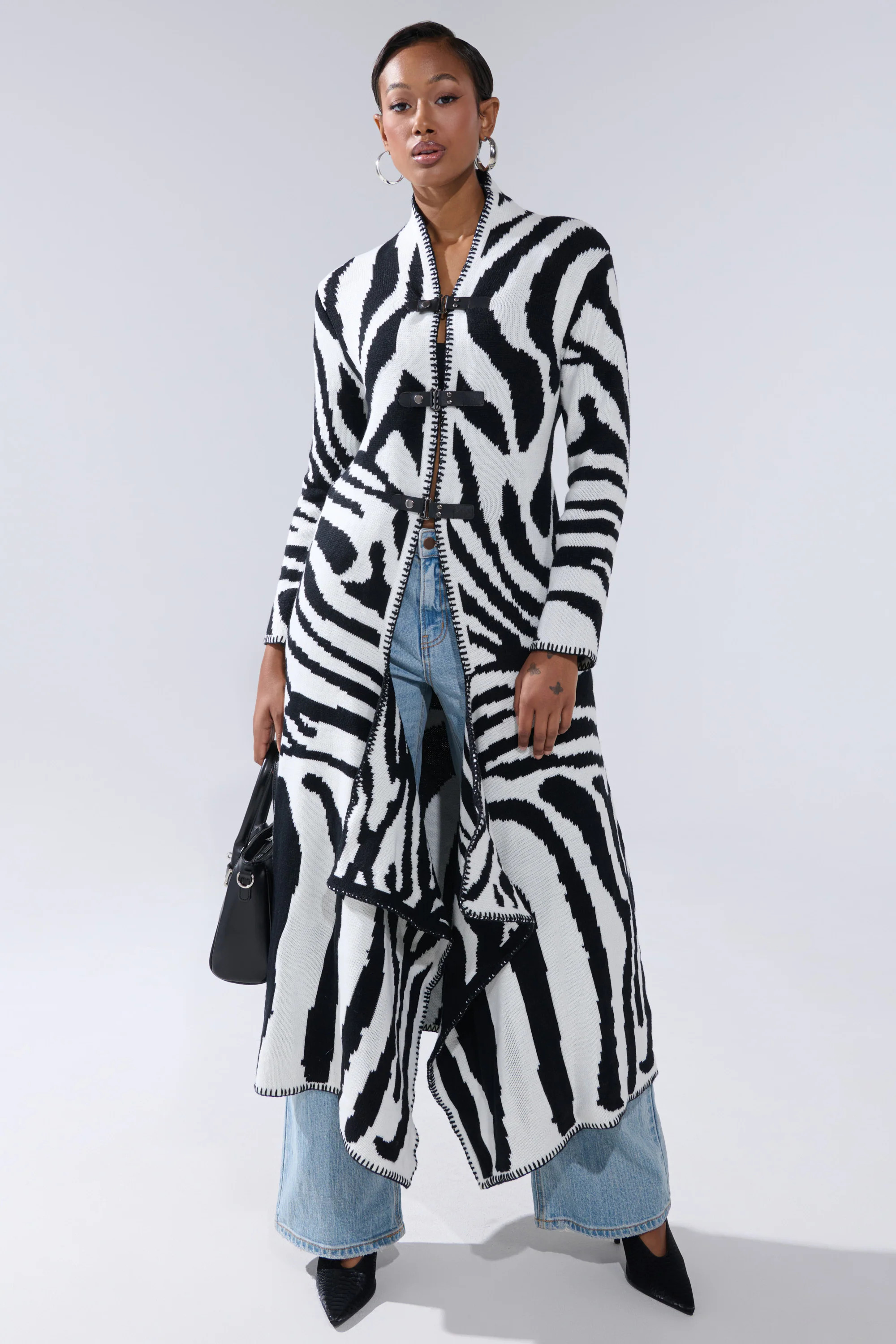 THE RICH BITCH IS HERE LONG CARDIGAN | AKIRA