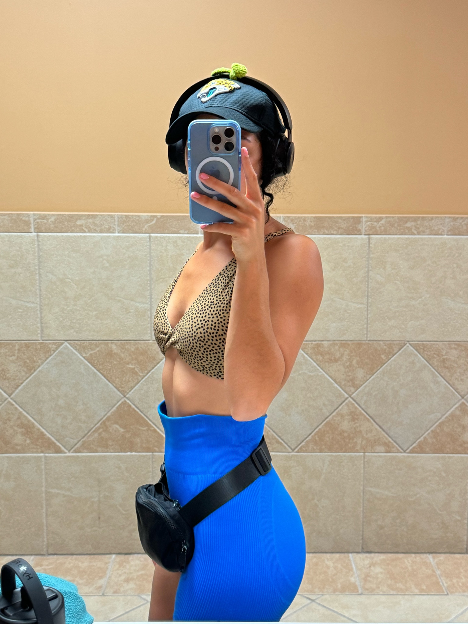 Workout ootd

#LTKFindsUnder50 #LTKSummerSales #LTKActive