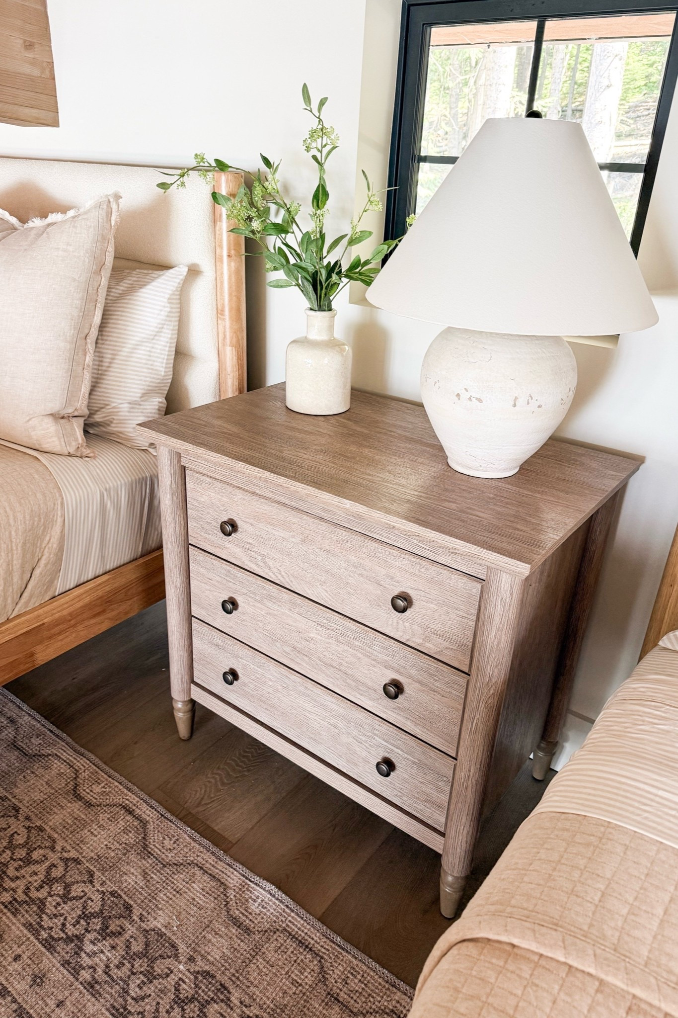 This cabin favorite is still in stock!

home, home decor, home finds, home accents, cabin, nightstand, area rug, loft, kids room

#LTKKids #LTKHome #LTKSeasonal