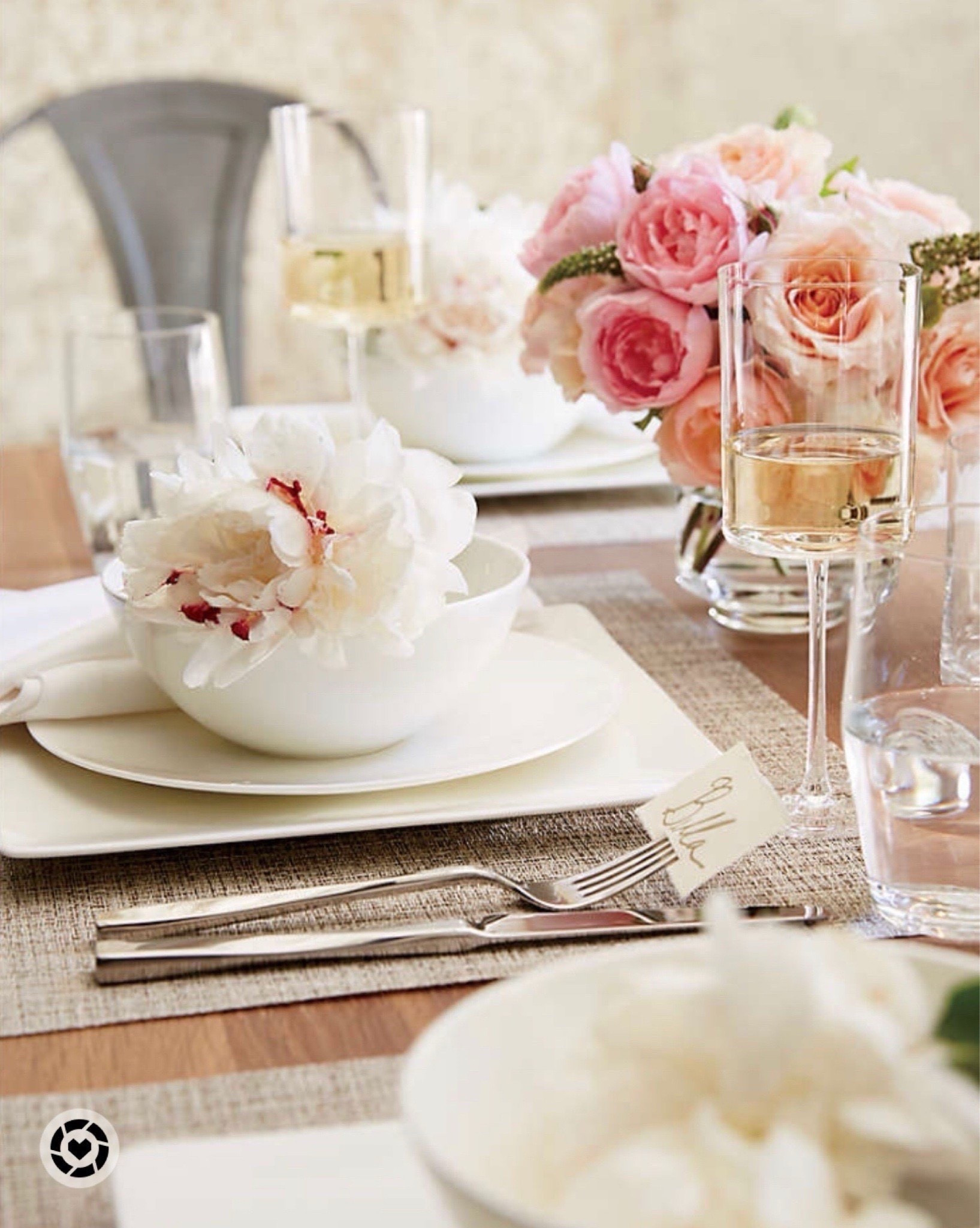 Secretsofyve: flowers 🌸 can make all the difference when gathering! Home decor.  Pick some as gifts. @urbanstems
#Secretsofyve #ltkgiftguide
Always humbled & thankful to have you here.. 
CEO: PATESI Global & PATESIfoundation.org @secretsofyve : where beautiful meets practical, comfy meets style, affordable meets glam with a splash of splurge every now and then. I do LOVE a good sale and combining codes! #ltkstyletip #ltksalealert #ltku #ltkfindsunder100 #ltkfindsunder50 secretsofyve

#LTKWedding #LTKSeasonal #LTKHome