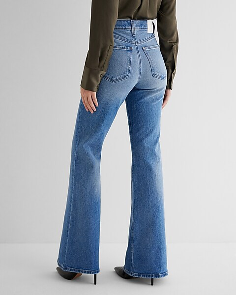 Mid Rise Medium Wash '70s Flare Jeans | Express