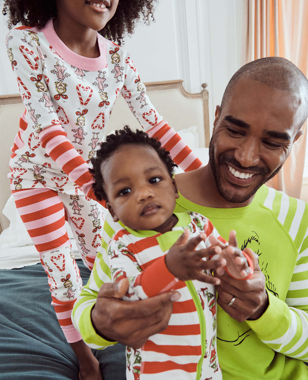 Dr. Seuss Grinch Mix-It-Up Matching Family Pajamas | Hanna Andersson