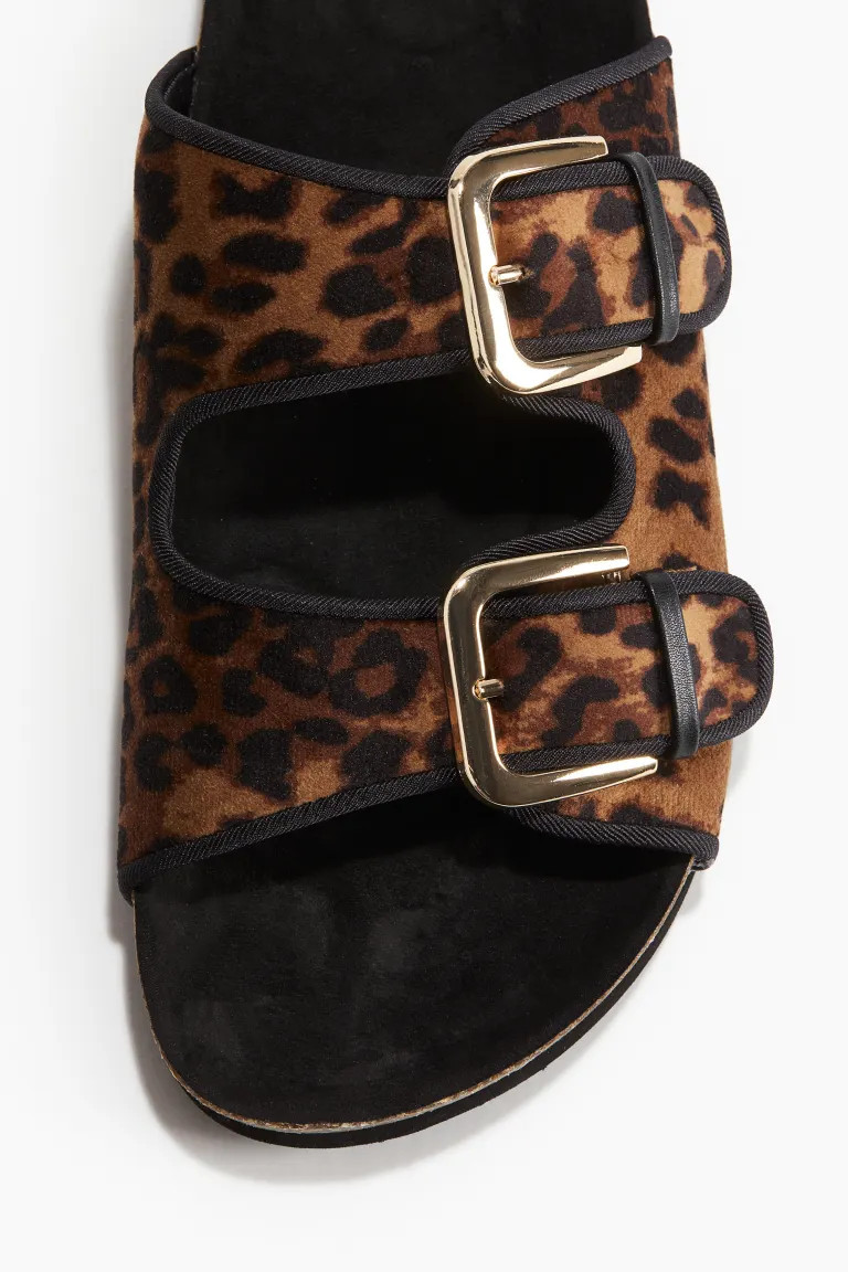 Patterned Sandals - No heel - Beige/leopard print - Ladies | H&M US | H&M (US + CA)