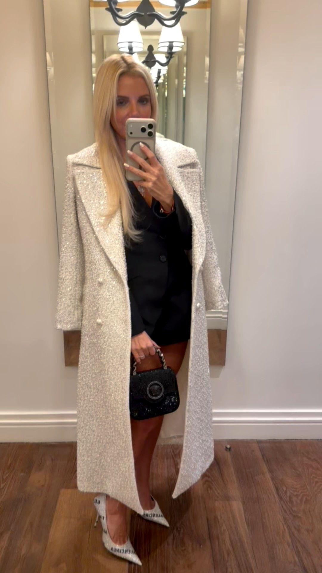 OOTN in Paris!!! I am loving this beaded coat!😍

France, travel, Amazon fashion, coat, jacket,Zara 

#LTKStyleTip #LTKHoliday #LTKSeasonal