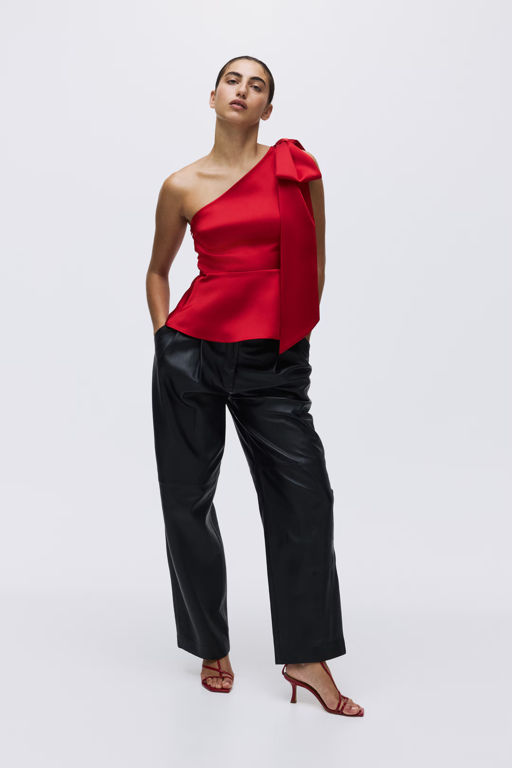 Bow-Detail One-Shoulder Top | H&M (US + CA)