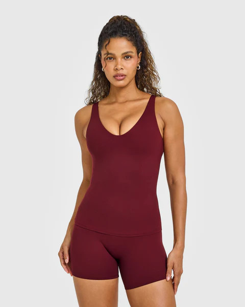 SoftMotion™ Scoop Neck Tank Top with White Logo 
 Light Rosewood | Oner Active (UK / US)