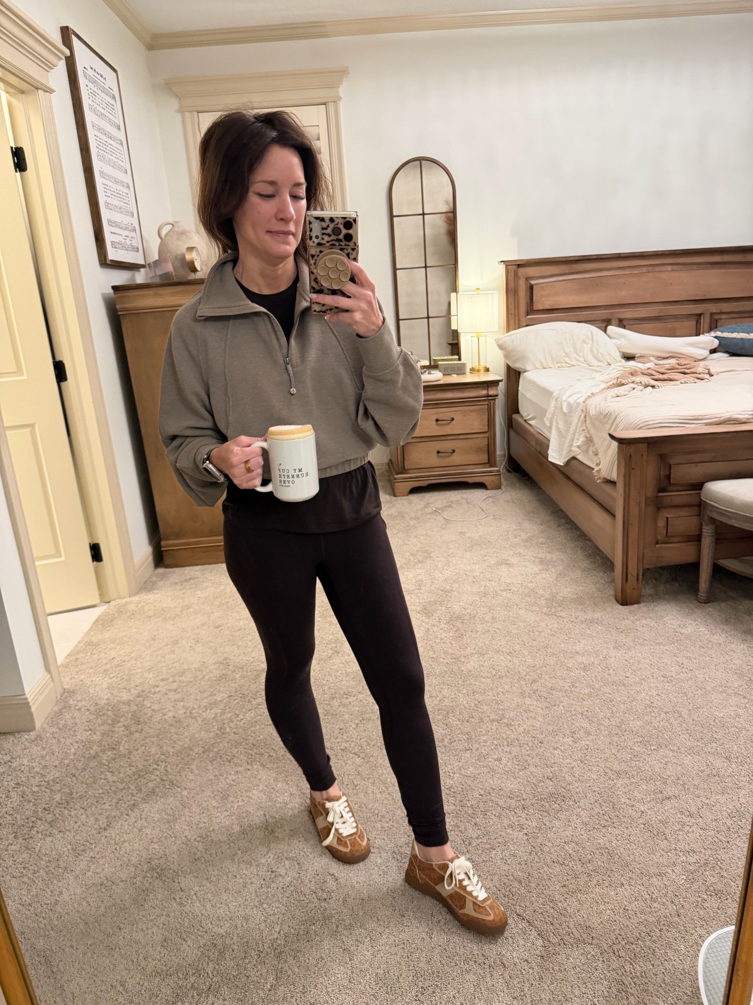 Love this waffle 3 quarter zippy from @lululemon and paired with these cute leopard print tennis shoes from @Yellow Box for a great athleisure wear look ￼