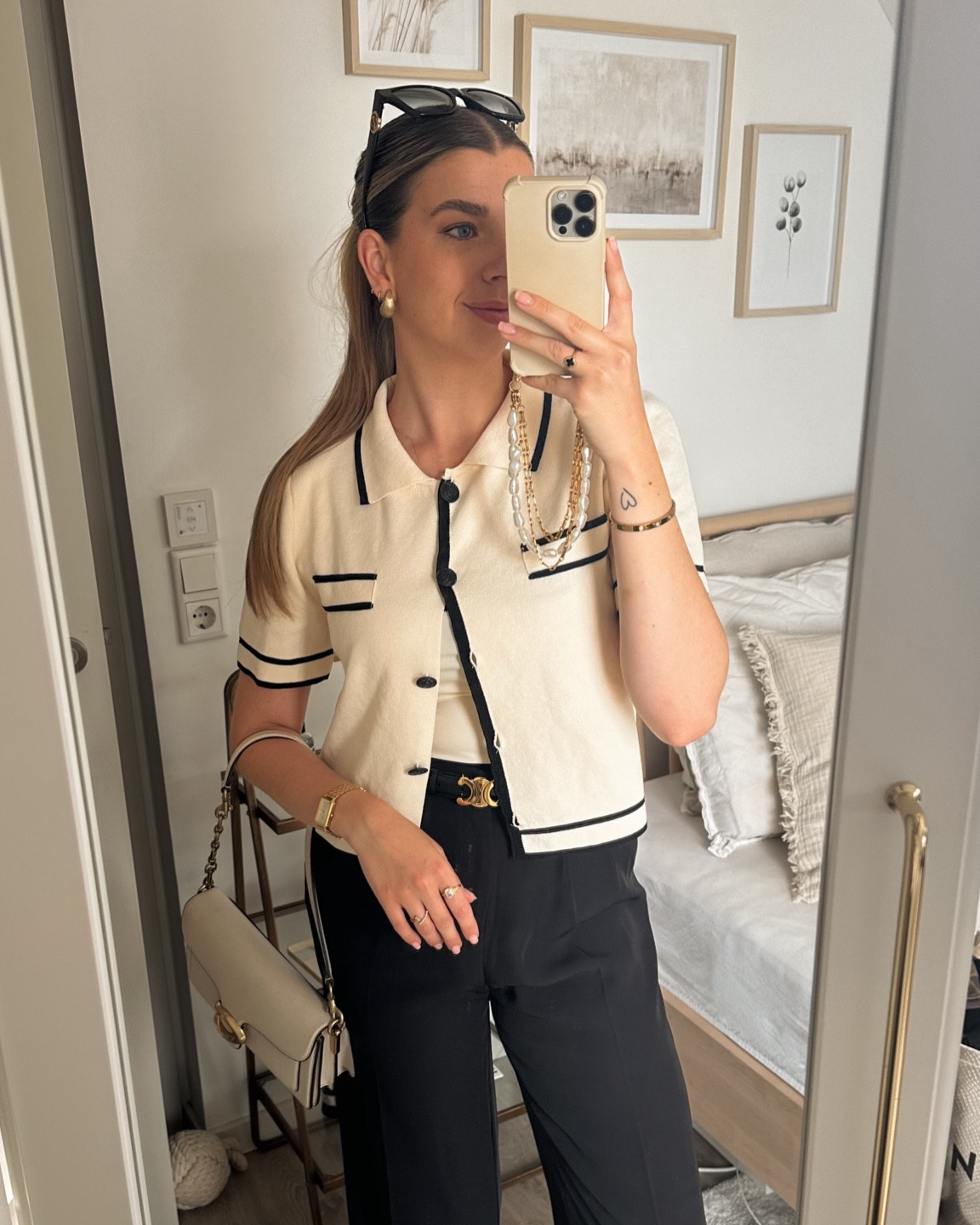 H&M new in! 🤍☕️

H&M vest, H&M cardigan, old money style, Parisian style, chic look, summer outfit

#LTKsummer #LTKeurope #LTKnederlands