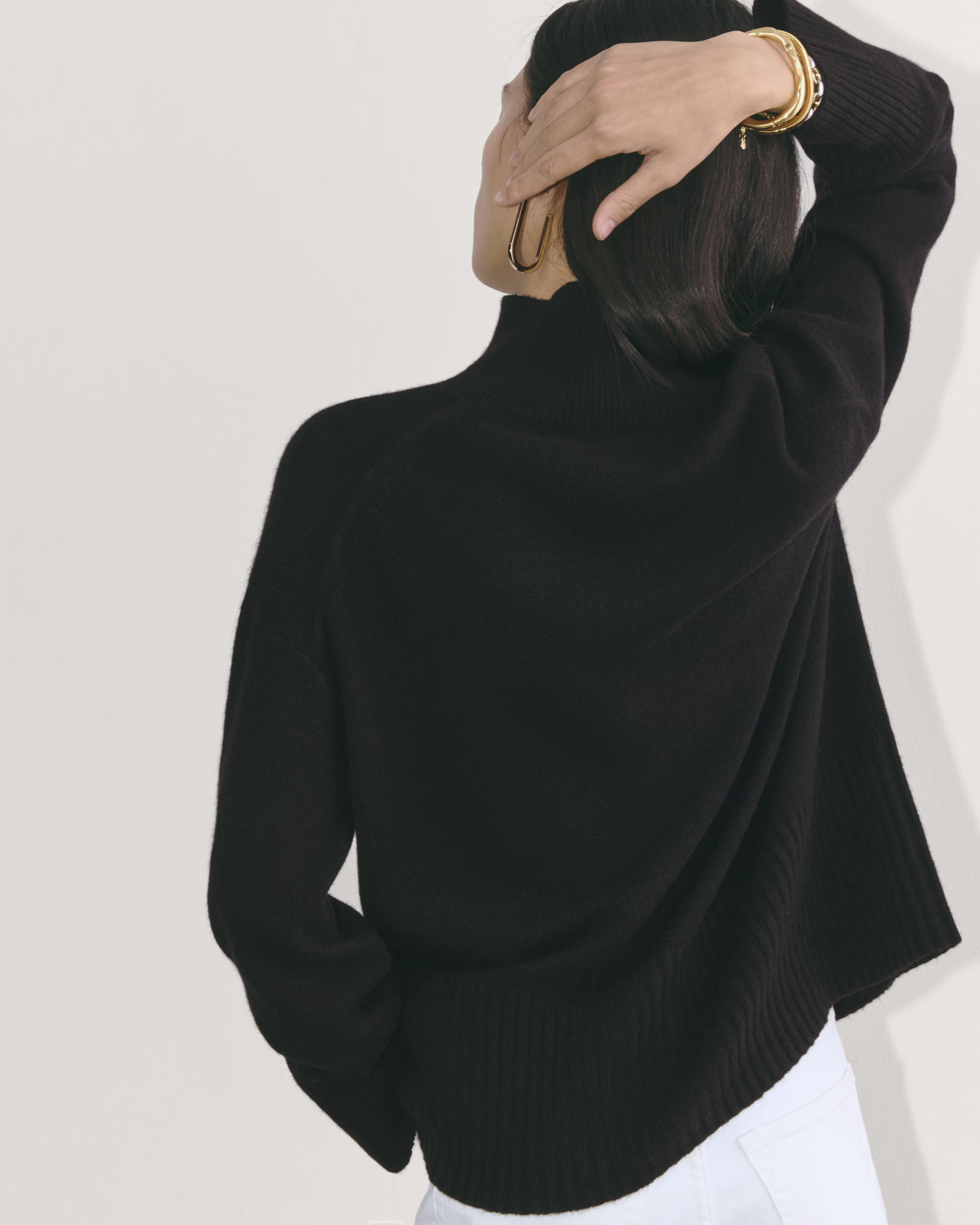 The Boxy Turtleneck in Cashmere | Everlane
