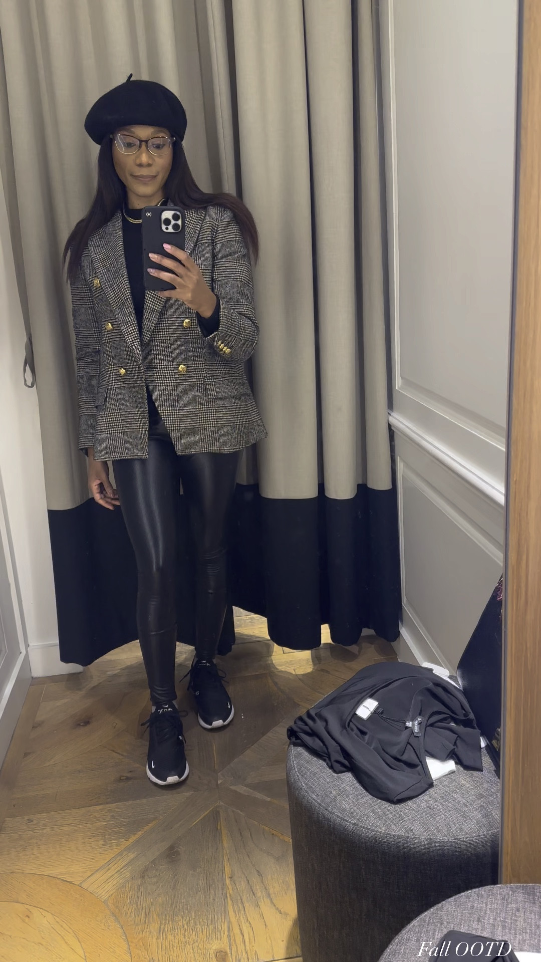 This fall outfit combo is a staple of mine. A blazer, my favourite commando leggings and of course these Nike air max 270 for comfort.

Casual fall outfit, blazer outfit, commando leather leggings, Nike, beret 

#LTKGiftGuide #LTKVideo #LTKHoliday