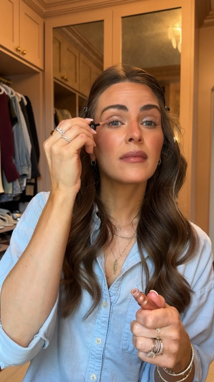 GRWM ✨ my makeup routine 
Tinted Moisturizer - 3.5
Blush Duo - She's Seductive 
Bronzer Duo - She's Bronzed
Highlighter - Exhilarate
Lip Liner - Pillow Talk
Lip Tint - Toast
Dior Palette - Universal Glow 
Concealer - 04N
Color Corrector - Light Medium Peach
Brow Pencil - Soft Brown
Mascara - Brown 
Liquid Eyeshadow - 44 & 45

#LTKgrwm #LTKBeauty #LTKselfcare