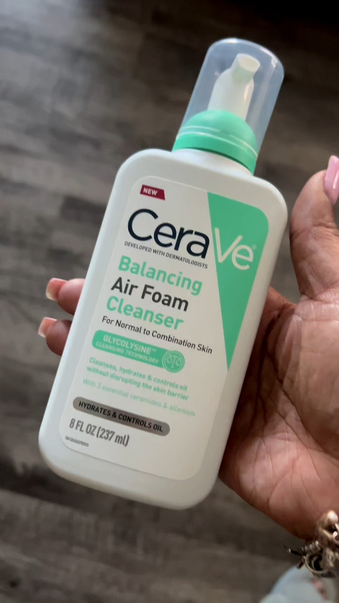 If your skin likes “clean but calm,” this new CeraVe foaming cleanser is it. Light texture + barrier friendly = chef’s kiss.

#LTKBeauty #LTKWorkwear #LTKStyleTip