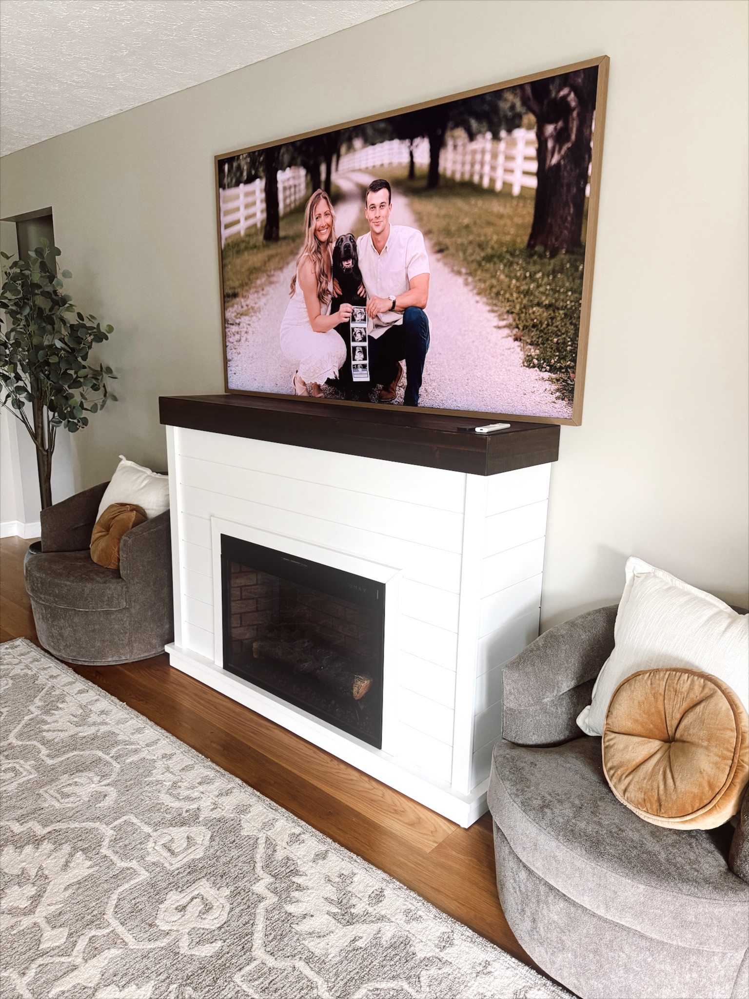 Love our cozy living room 🤎🏡

#LTKHome #LTKFindsUnder100 #LTKStyleTip