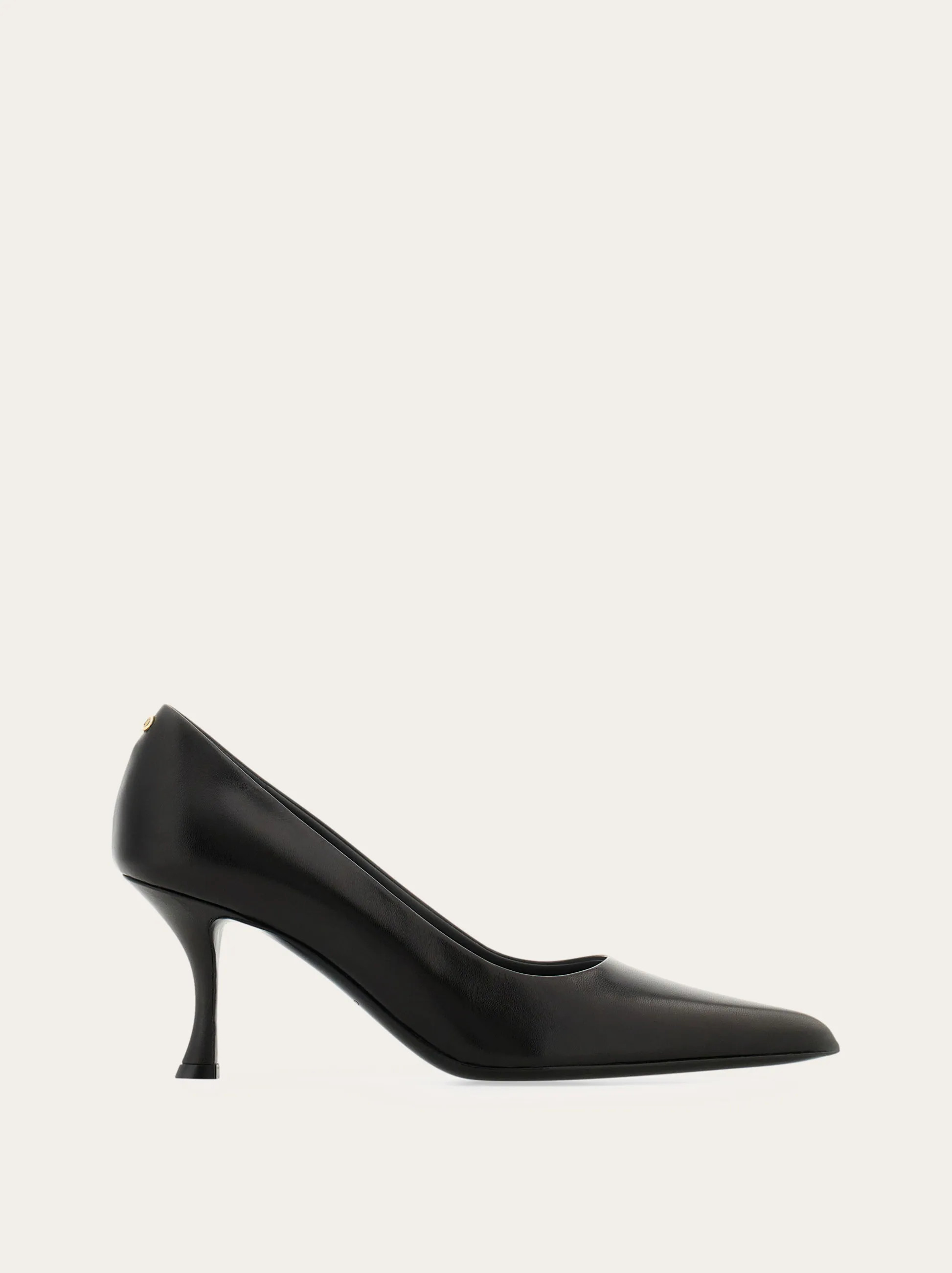 Ferragamo Women Pump shoe Black Size 9.5 | Ferragamo