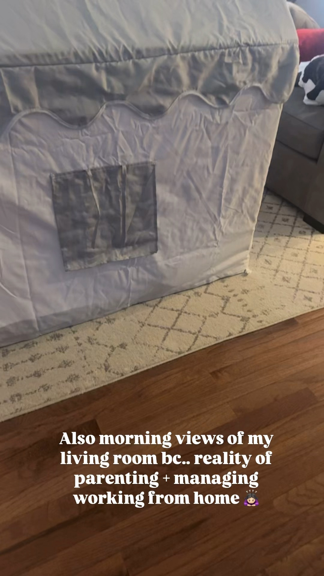 Snow day hack … build a house in your living room for kids



#LTKSaleAlert #LTKFindsUnder50 #LTKKids