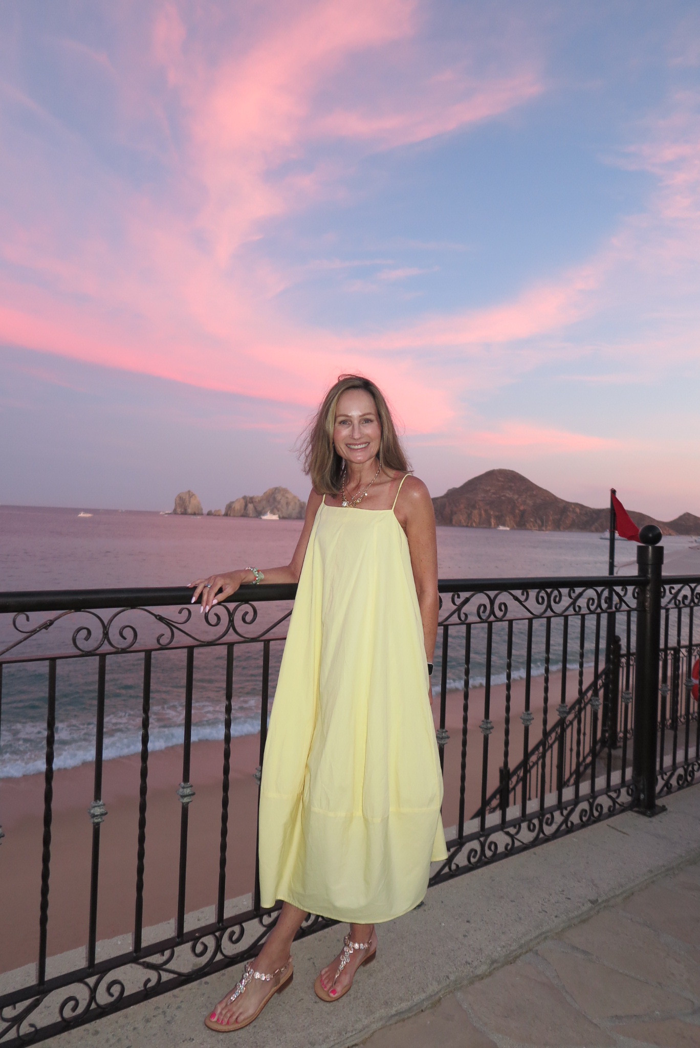 Butter yellow perfection 

#LTKStyleTip #LTKOver40