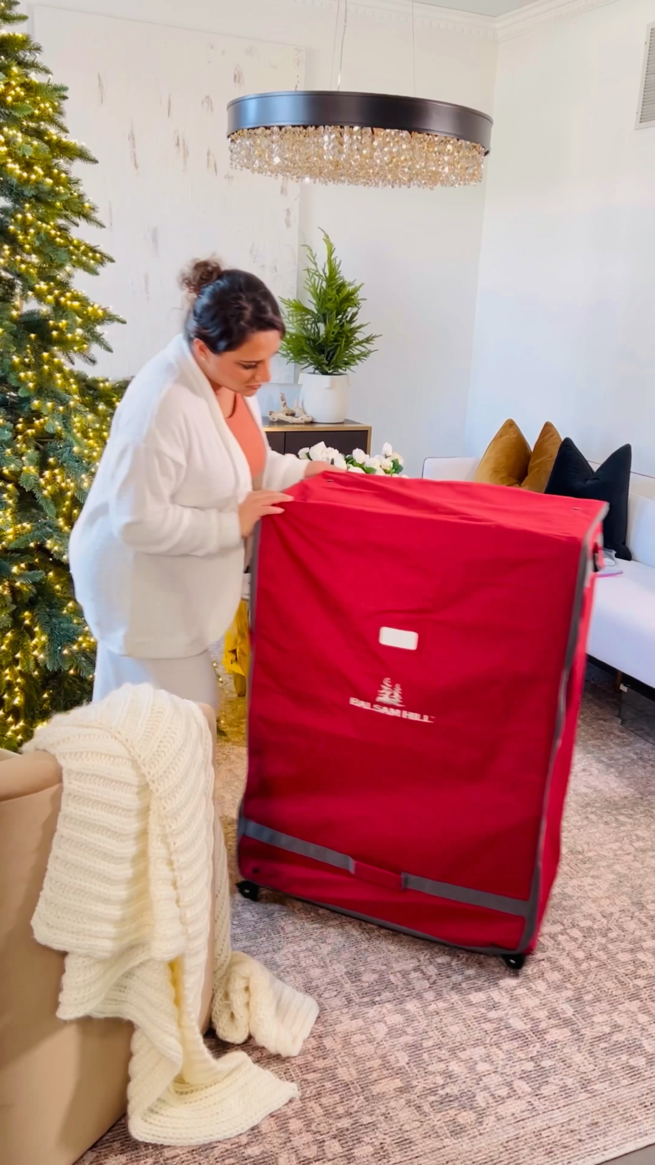 This rolling ornament storage chest is a game changer!! It can store up to 150 ornaments and all the sections are adjustable to fit different sizes of ornaments! 

Figurine storage box
Ornament storage and organization 
Holiday storage and organization 
Amazon storage 
Amazon must haves


#LTKHoliday #LTKSeasonal #LTKhome