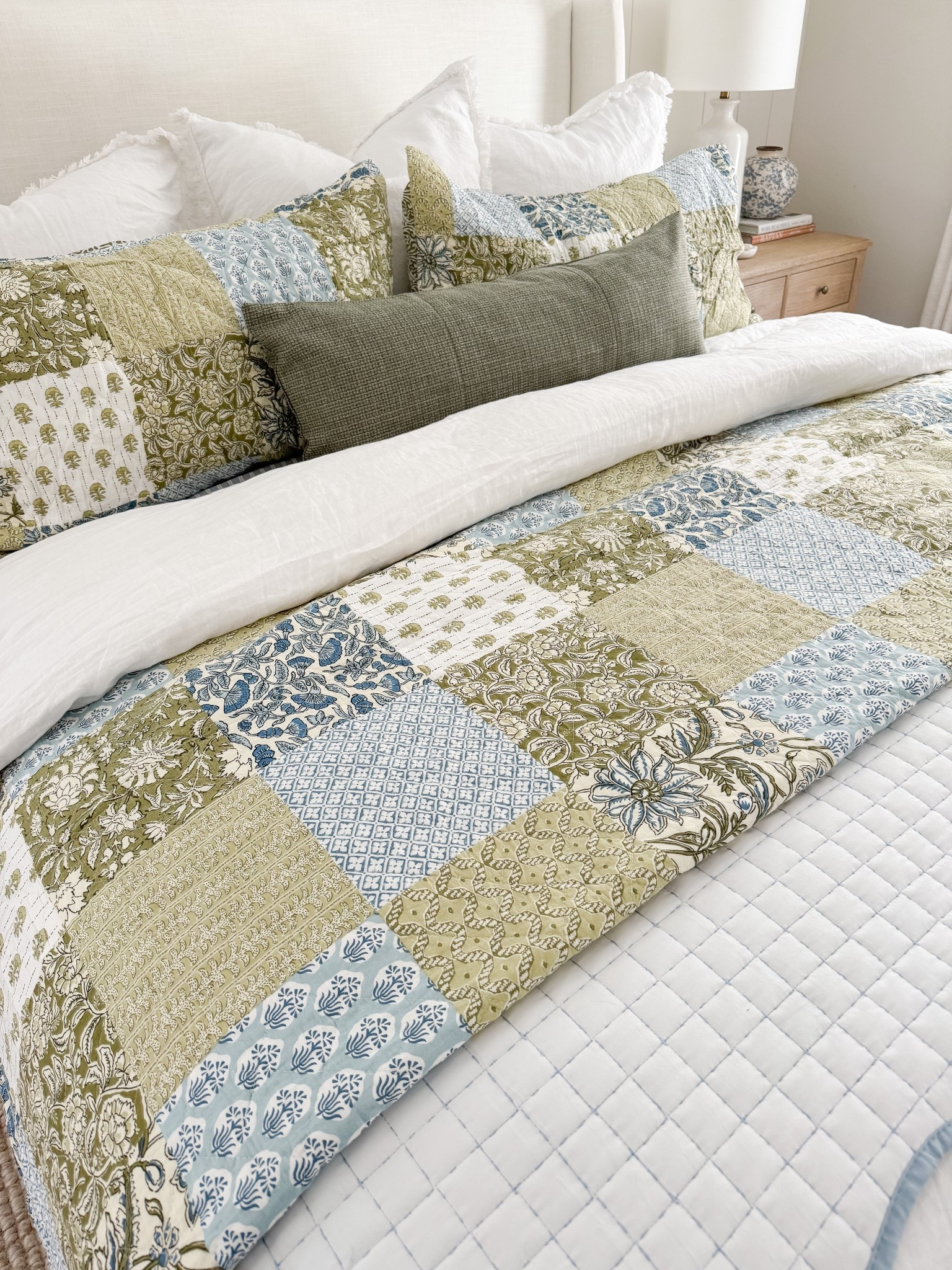 A cozy and welcoming coastal Amazon bedroom 🤍 This linen bedding has the prettiest floral pattern—and it’s such a great price point! It comes in several color options and washes well. Other highlights? Our table lamps and these spring throw pillows! 

#LTKHome