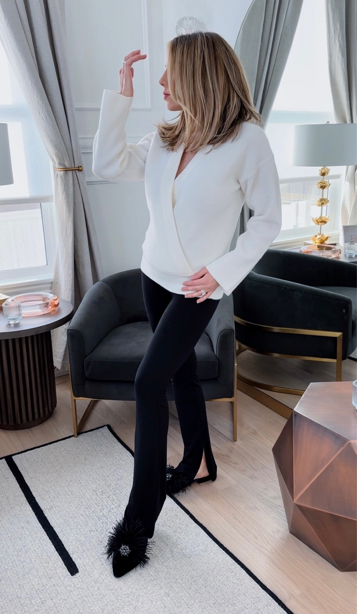 Timeless maternity for holidays 🎄
#bump #pregnant #style

#LTKshoecrush #LTKHoliday #LTKbump