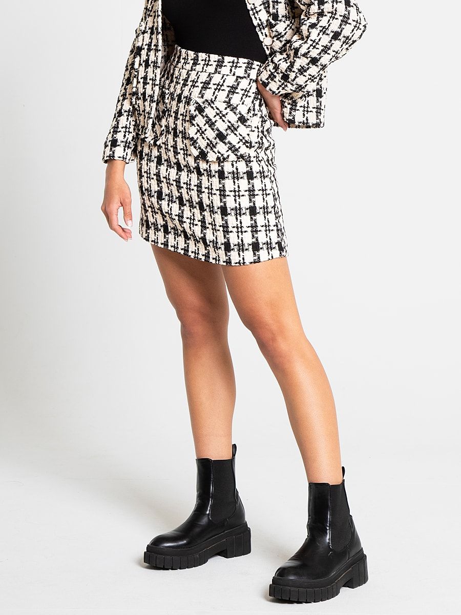 NY & Co Women's Houndstooth Tweed Mini Skirt - Aaron & Amber Black/White Size Large Polyester | New York & Company