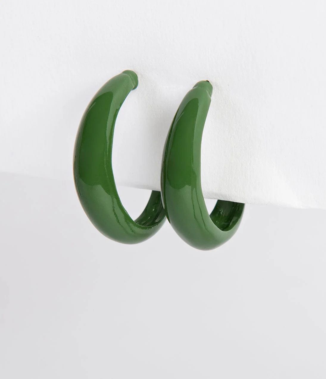 Retro Style Green Metal Hoop Earrings | UniqueVintage