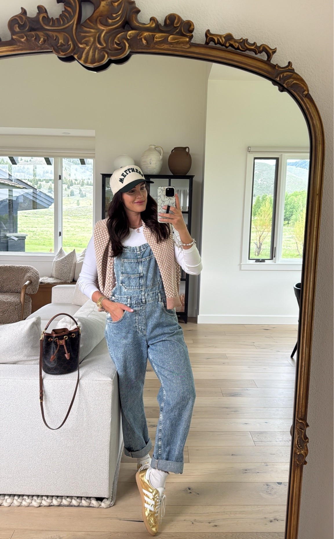Weekend spent outfit - wearing smalls. Custom hat from Etsy!👏🏻

#LTKxAbercrombie