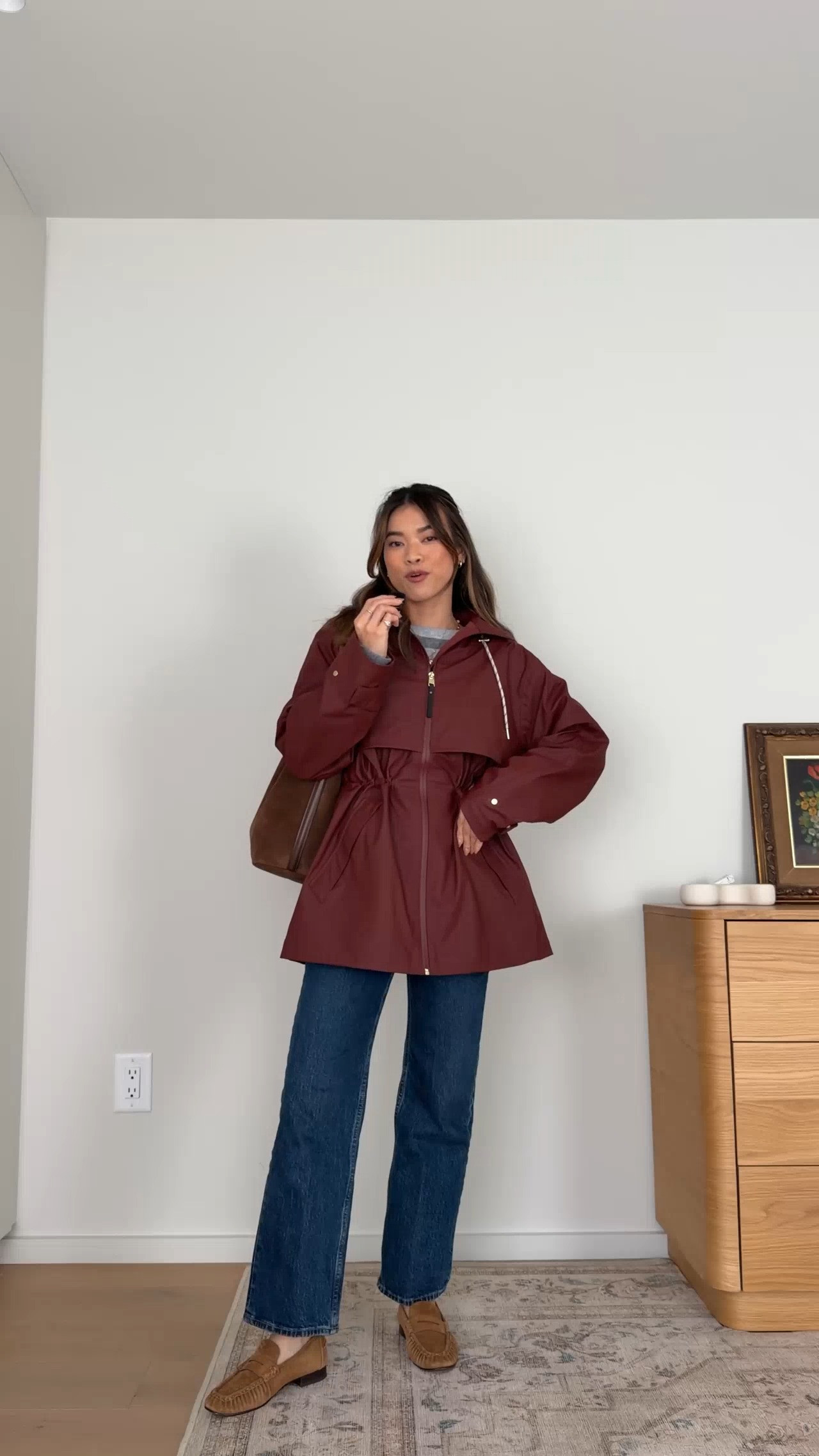 This rain jacket from @Varley is perfect for fall!

Sizing info: 
-Aritzia Outpost Sweater (Size small in hthr chrm/ hthr dk gry) 
-Abercrombie High Rise Relaxed Straight Jean (Size 23 Extra Short in Medium Wash) 
-Varley Alyssa Rain Jacket (Size XS in Andorra Brown)

petite fashion, get dressed with me, outfit inspiration, ootd, nashville outfit, Nashville influencer, petite style, vacation style, casual outfits, mom style, petite pants, fall outfits, fall outfit info, fall pants, fall outfit idea, fall top, fall sweater, fall shoes, Varley, Varley tryon, Varley unboxing, Varley for petite, rain jacket, fall rain coat

#LTKootd #LTKSeasonal #LTKPetite