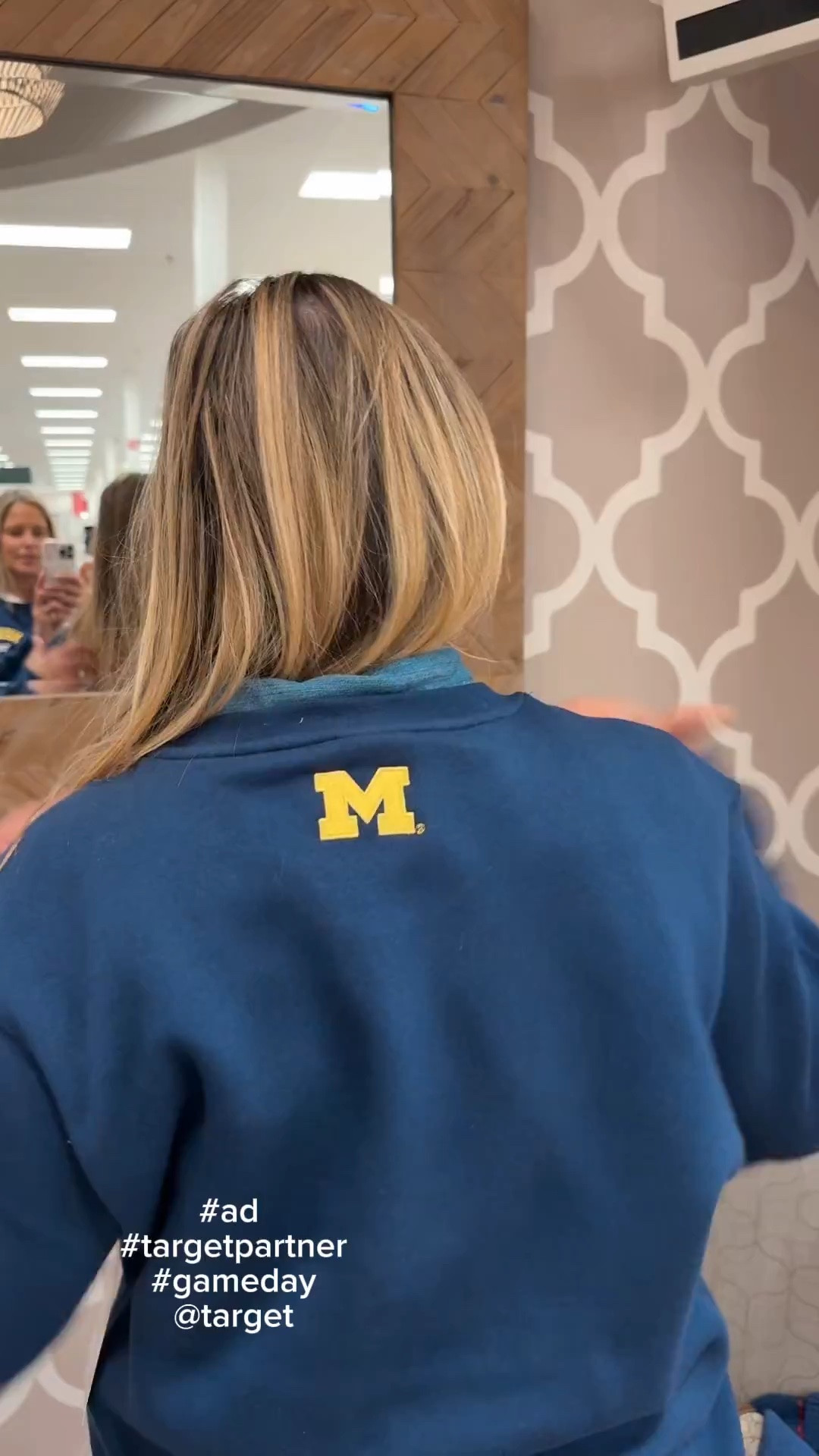 Game day style just got even better! 🏈✨ The Champion NCAA collection is now at Target, and we’re loving all the cute, comfortable ways to show off our team spirit! Whether you’re headed to the game or cheering from home, grab your favorite team’s gear and get game-day ready!
#ad #targetpartner #gameday @Target