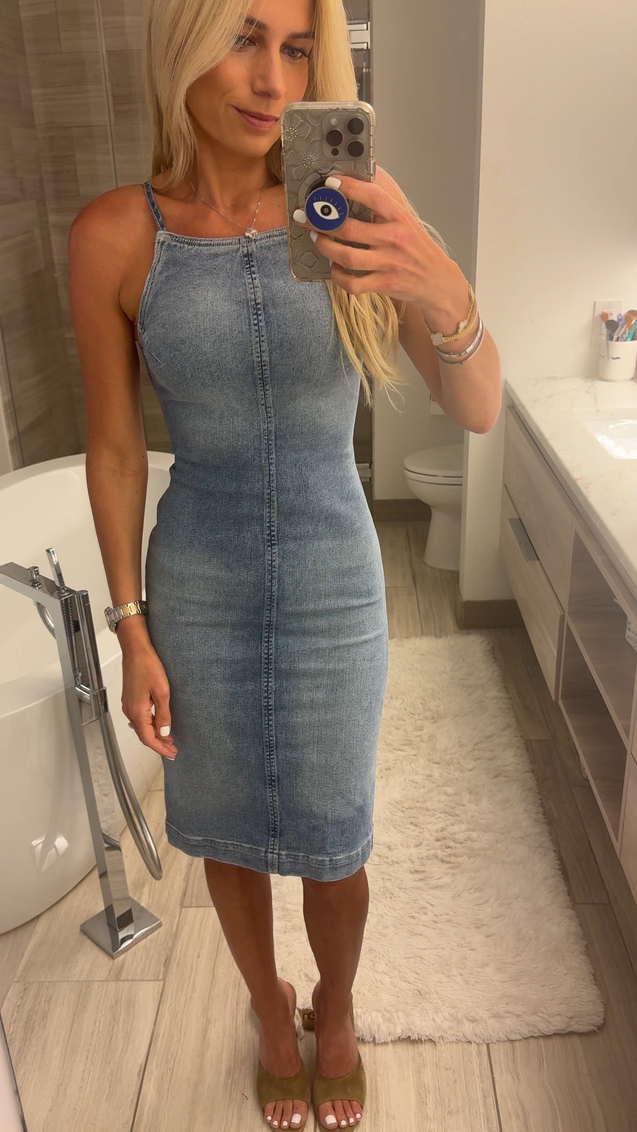 Summer dress on sale! Such a great wardrobe piece. 

#LTKWorkwear #LTKShoeCrush #LTKSummerSales