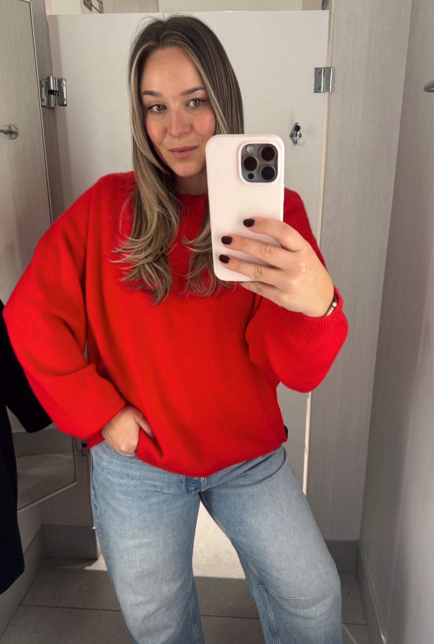 Getting festive 🎄🎅🏼❤️💋 #redsweater #holidays #holidayoutfits #holidaywear #christmassweater #christmasoutfits #cozysweater #blackfriday #blackfridaydeals 

#LTKwinter #LTKcanada