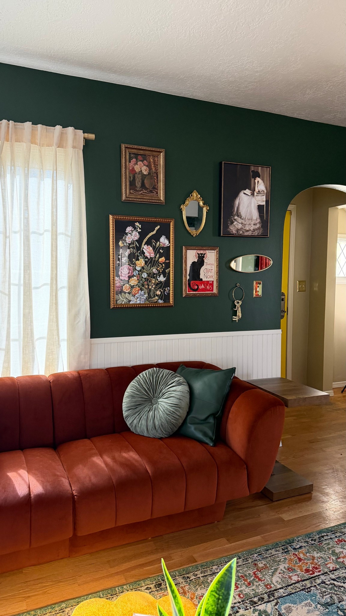 Eclectic vintage office living room decor


#LTKHome #LTKdayinmylife #LTKSeasonal