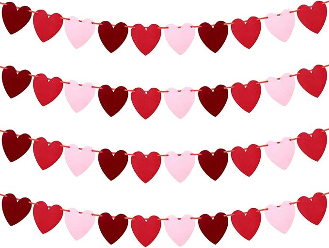 4 Pieces Felt Heart Garland Valentine' s Day Felt Hearts Banner for Valentine Party Decorations | Amazon (US)