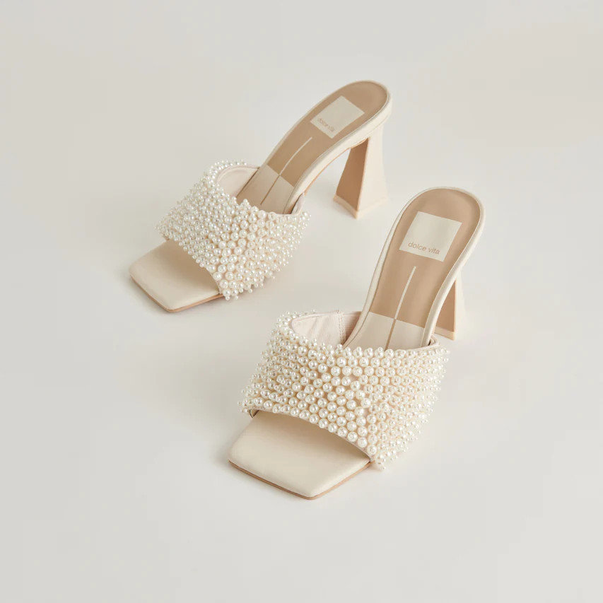 NANDY PEARL HEELS VANILLA PEARLS | DolceVita.com