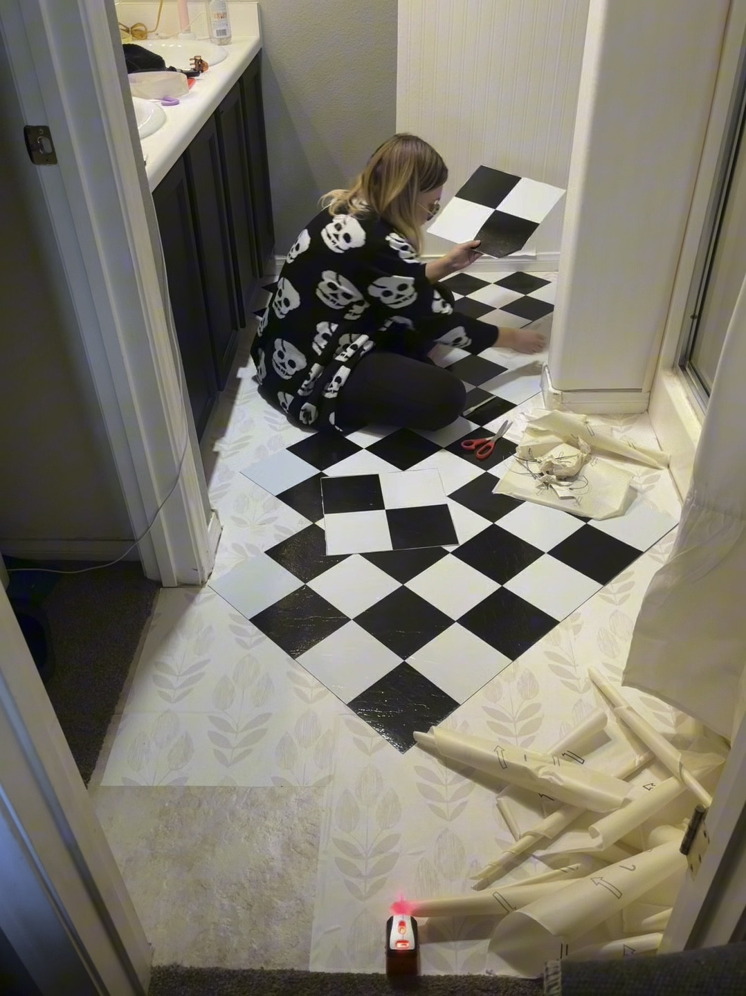 If you’d like these super inexpensive peel and stick tiles and give this diy a try, comment below and I’ll send you the link! 

#LTKVideo #LTKFindsUnder50 #LTKHome